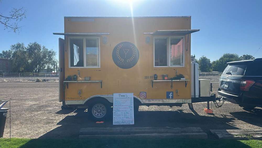Yannis Greek Food Truck